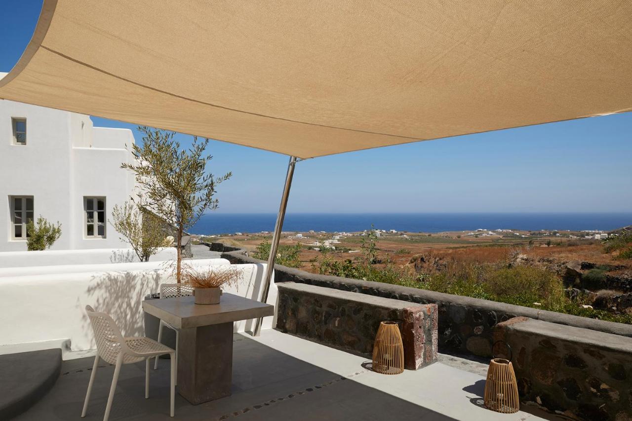 Danae Suites Santorini Oia  Exterior photo