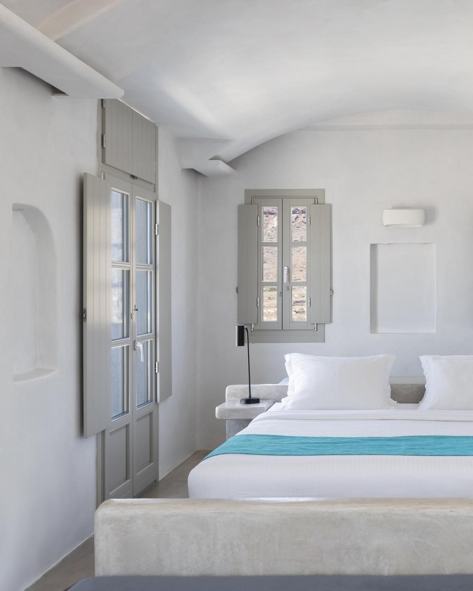 Danae Suites Santorini Oia  Exterior photo